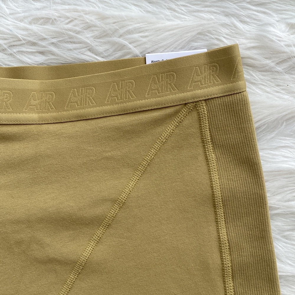 Nike | Air Rib Shorts - Picture 4 of 10